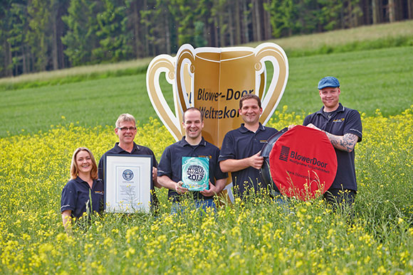 Das Blower-Door-Test Weltmeister-Team